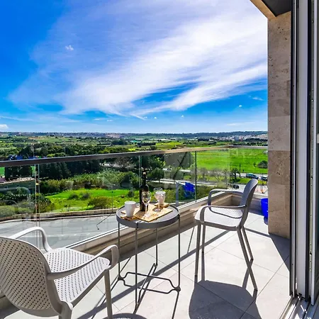 New Spacious 3 Bdr 2 Bth Bugibba