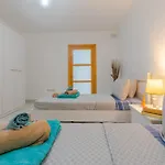 New Spacious 3 Bdr 2 Bth Bugibba Appartement