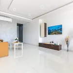 New Spacious 3 Bdr 2 Bth Bugibba Appartement *