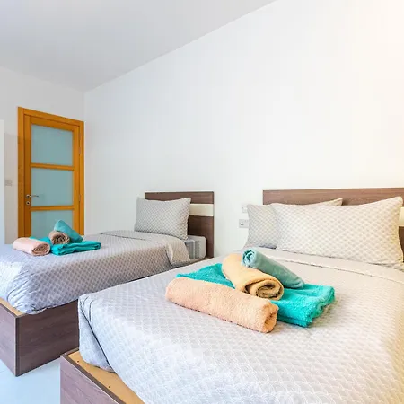 דירה New Spacious 3 Bdr 2 Bth Bugibba סיינט פול ביי